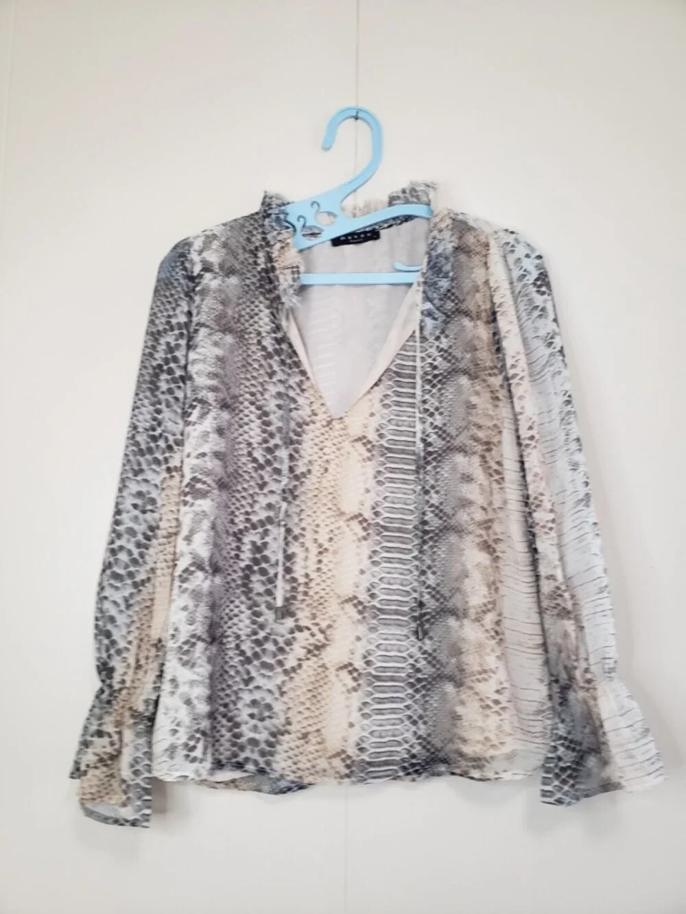 Maven West Womens S Blouse Snakeskin Print Ruffle Deep V Chiffon Career Office